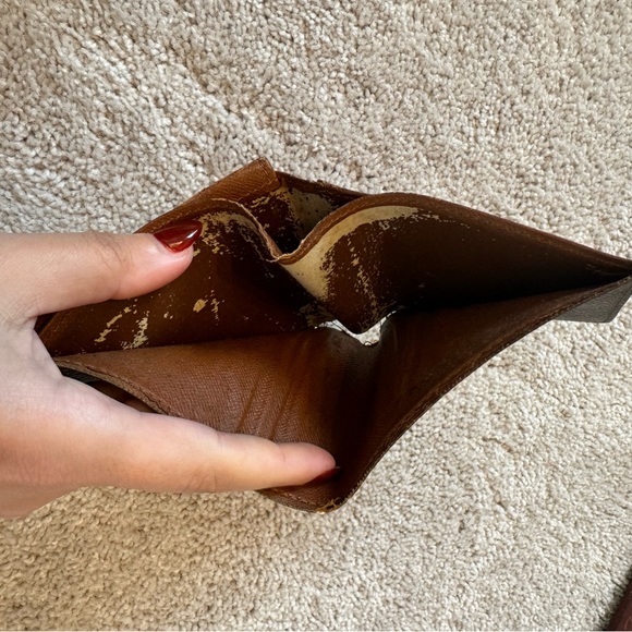 Louis Vuitton Monogram Marco Bi Fold Men’s Wallet - Picture 6 of 12